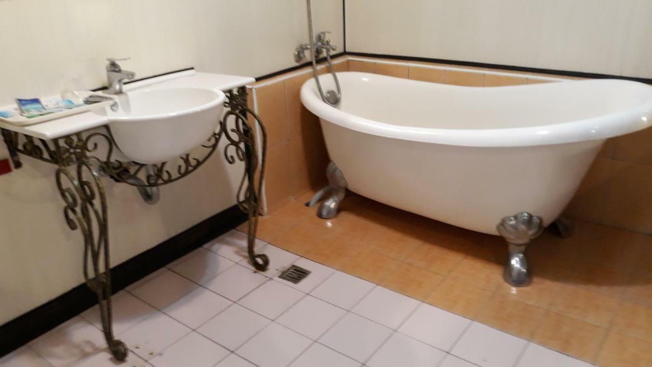 Sydney Motel Tucheng Dış mekan fotoğraf